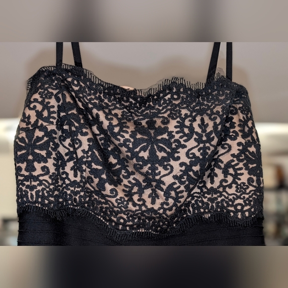 Tadashi Shoji Black Lace Mermaid Evening Gown Dress, Large - Picture 11 of 14